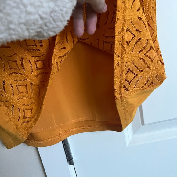 Fun short sleeve mustard blouse - Picture 2 of 4